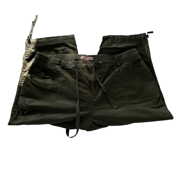 Addition Elle Cargo Capri Pants Olive Green Plus Size 22 - Picture 7 of 7